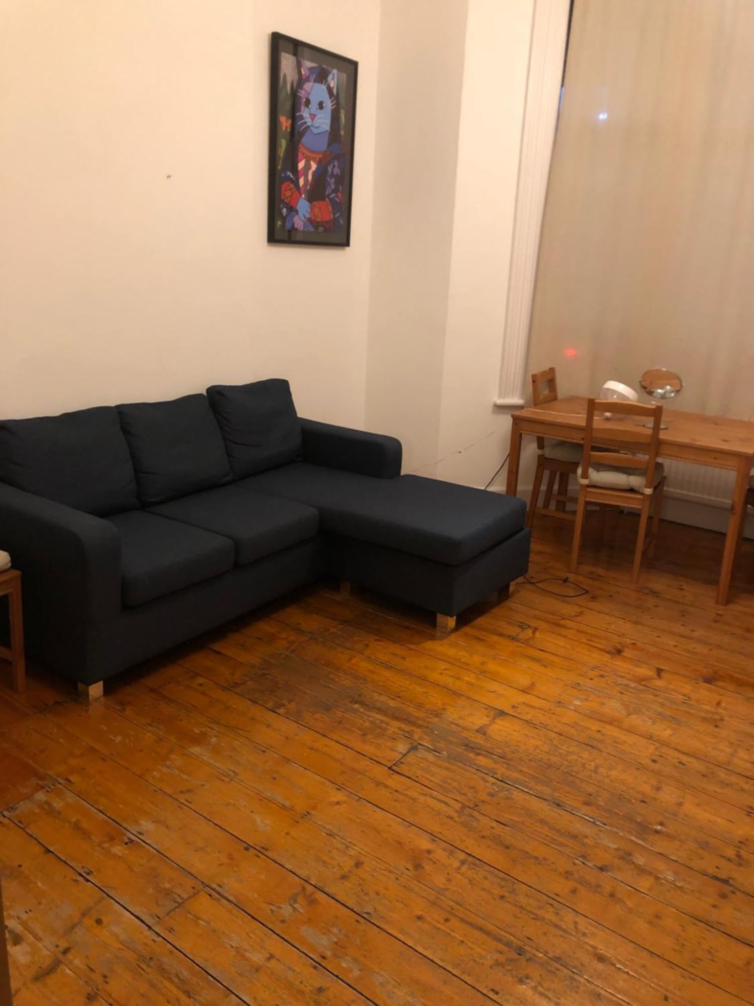 Gazde/Camere de închiriat Cosy Double In West Kensington Londra